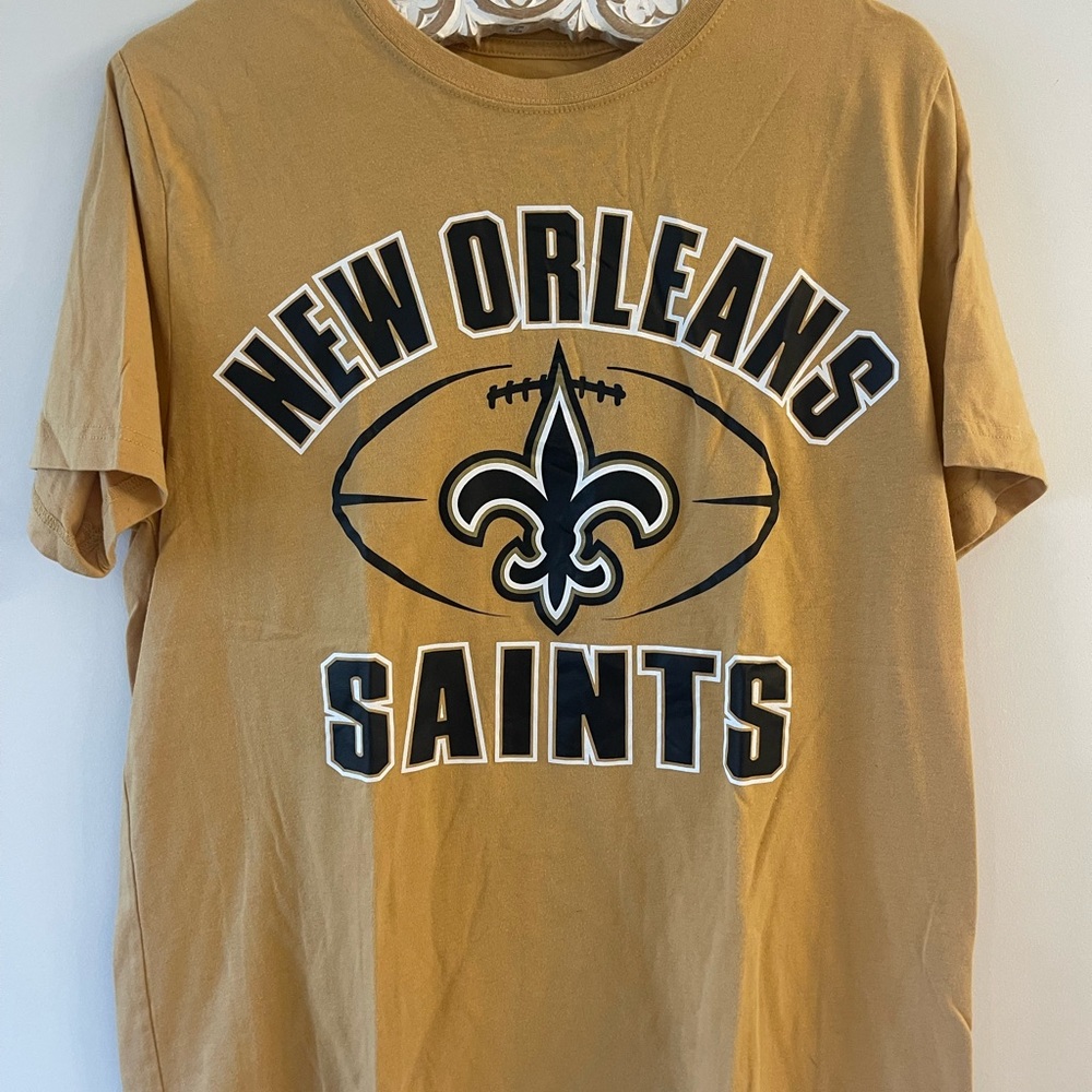 NFL New Orleans Saints Men’s Large Gold Logo T-Shirt